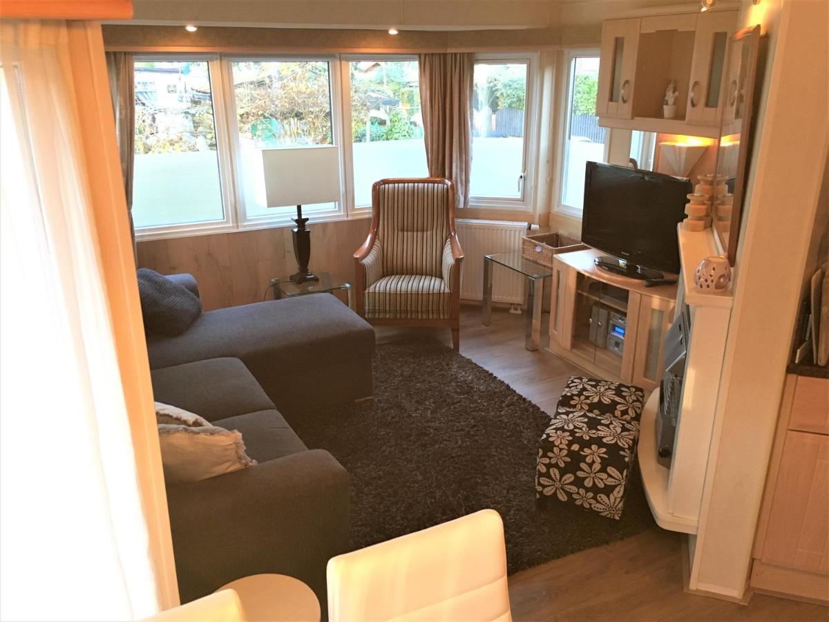 Prachtige Luxe Chalet Op De Veluwe Nabij Hoenderloo Dış mekan fotoğraf