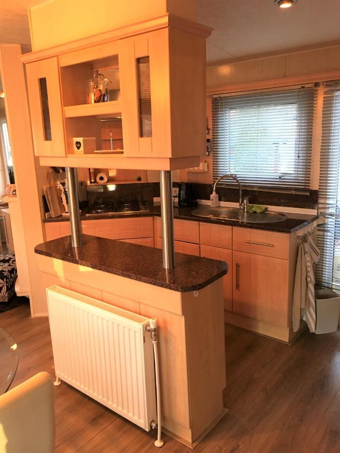 Prachtige Luxe Chalet Op De Veluwe Nabij Hoenderloo Dış mekan fotoğraf