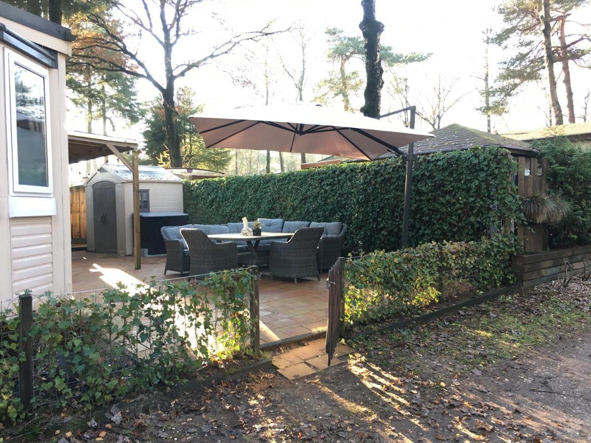 Prachtige Luxe Chalet Op De Veluwe Nabij Hoenderloo Dış mekan fotoğraf